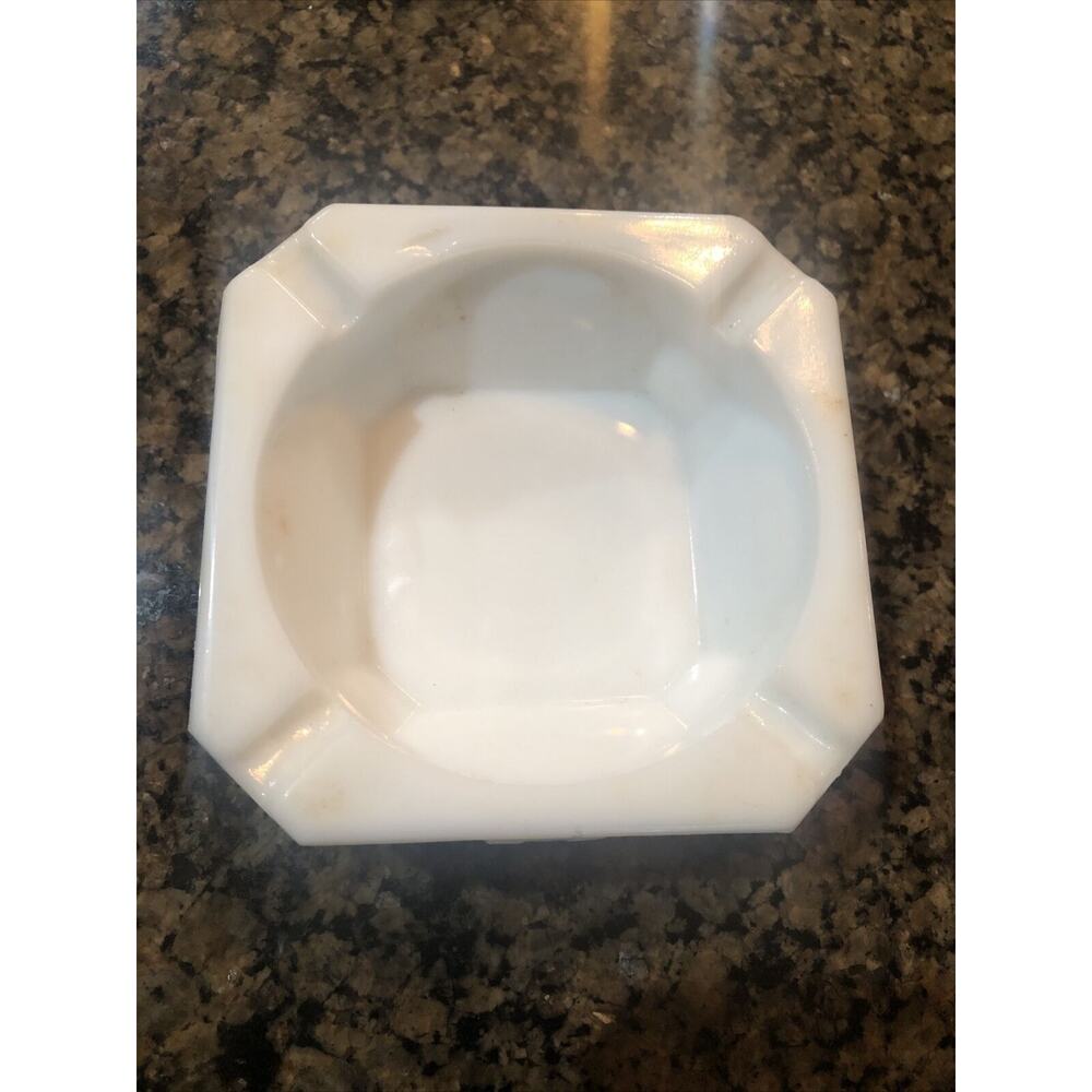 Vintage Westmoreland Square Quilt White Milk Glass Cigarette Ashtray 4 Inch